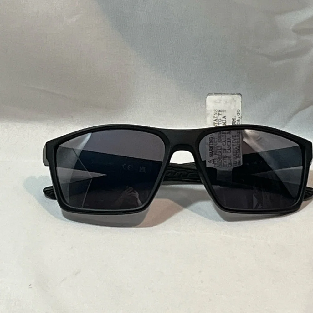 NWT Timberland Matte Black Sunglasses